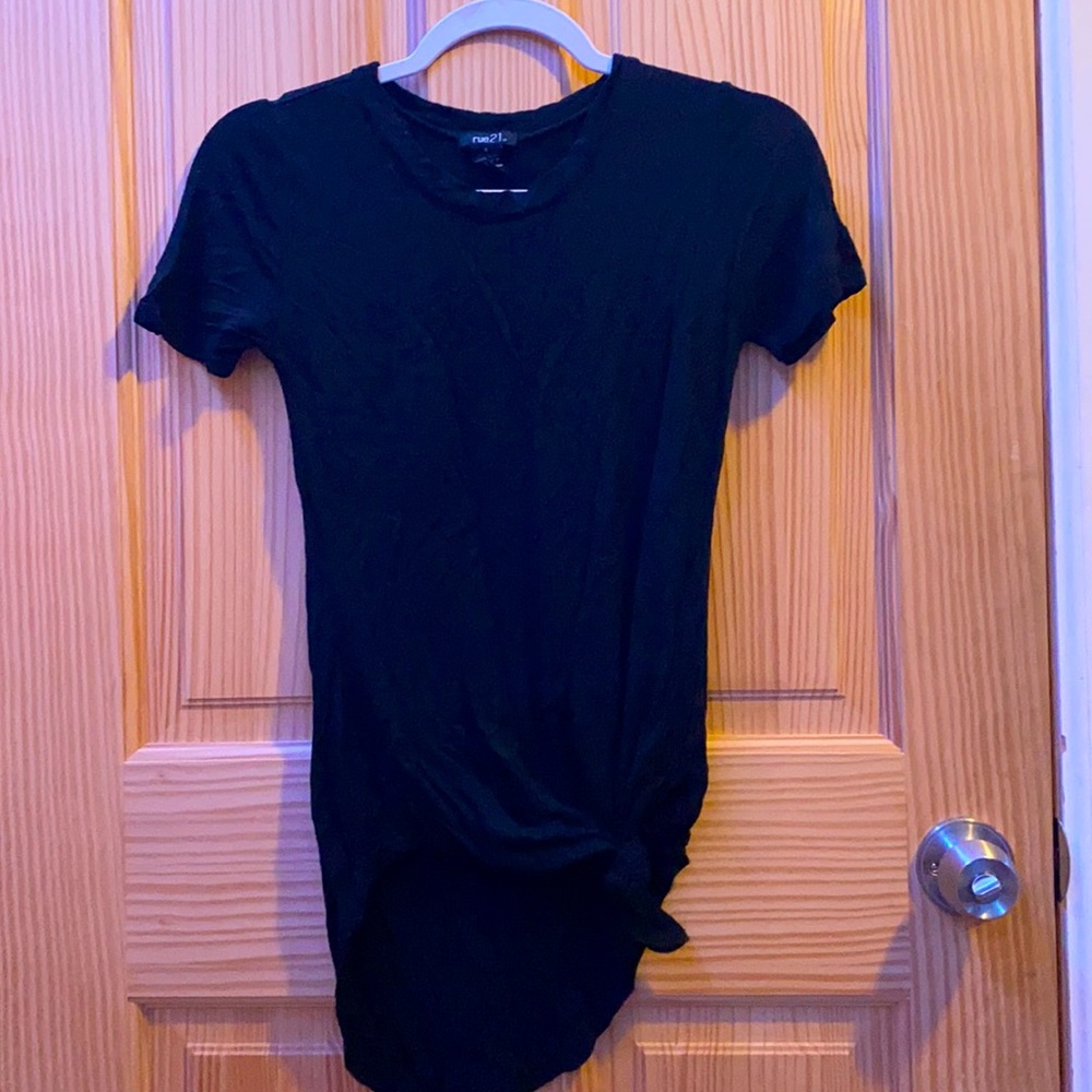 BEAUTIFUL BLACK TIED SHIRT!!!!!